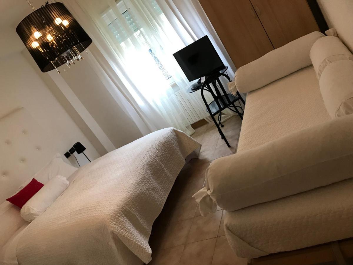 أسكولي بيتشينو Ascoli Bonjour B&B & Apartments Parcheggio Privato & Giardino المظهر الخارجي الصورة